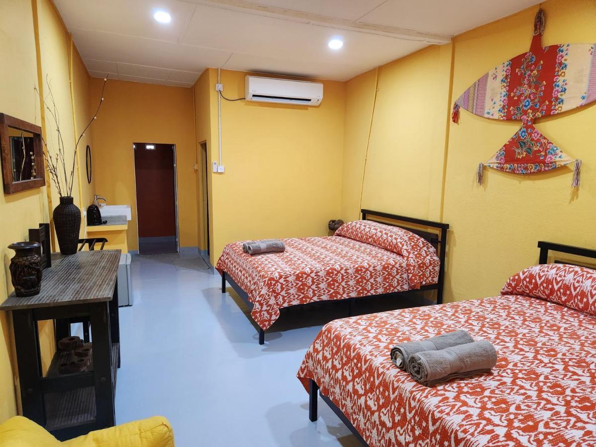 Gecko Guesthouse Пантай-Сенанг Экстерьер фото